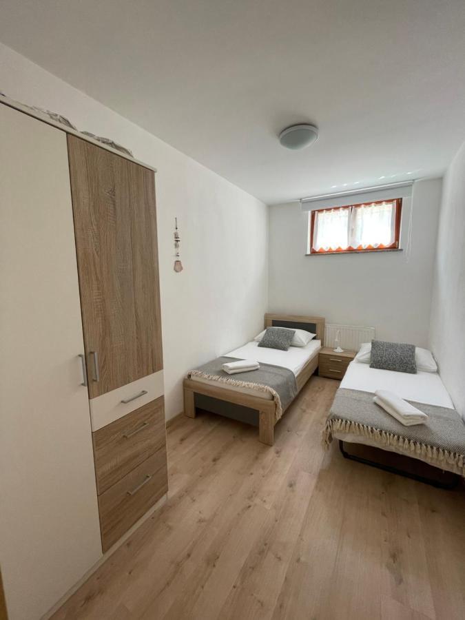 Apartment Sotlar Izola Eksteriør bilde