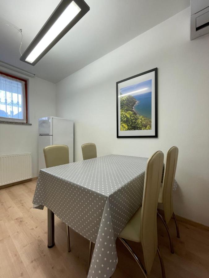 Apartment Sotlar Izola Eksteriør bilde