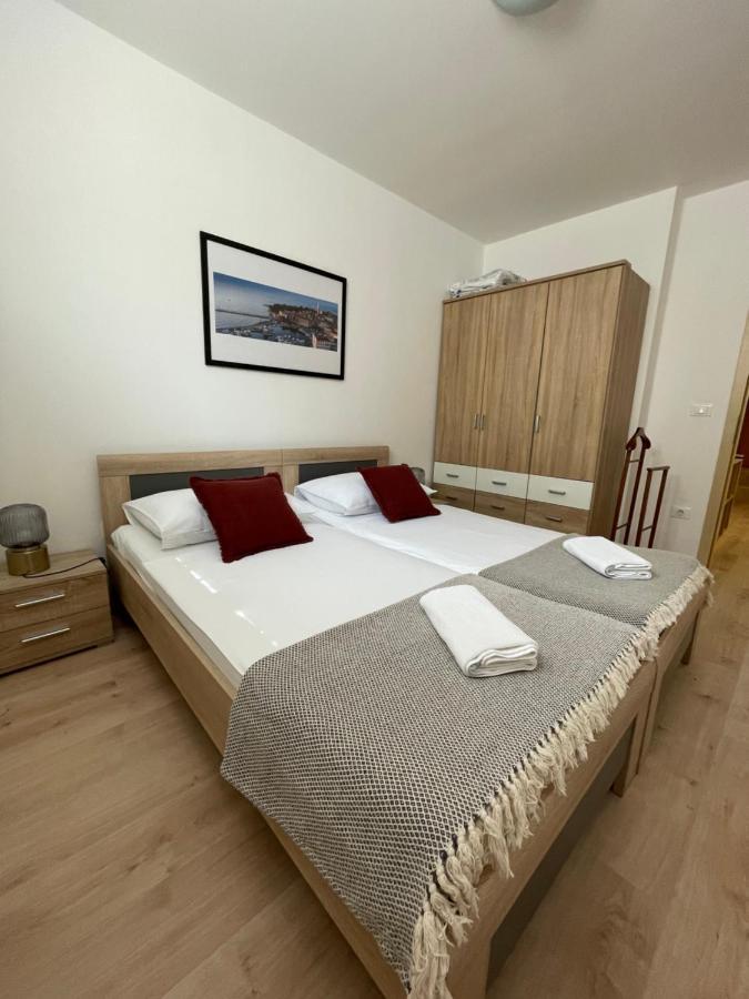 Apartment Sotlar Izola Eksteriør bilde